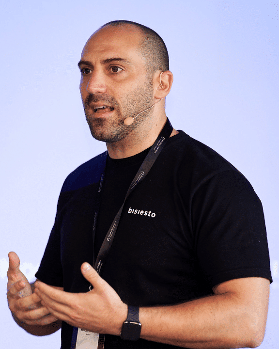 Miguel Sanz